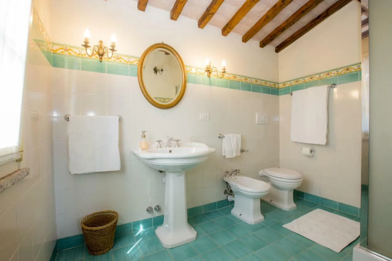Appartamenti Valle Di Lazzaro Farkas Portoferraio 0*,